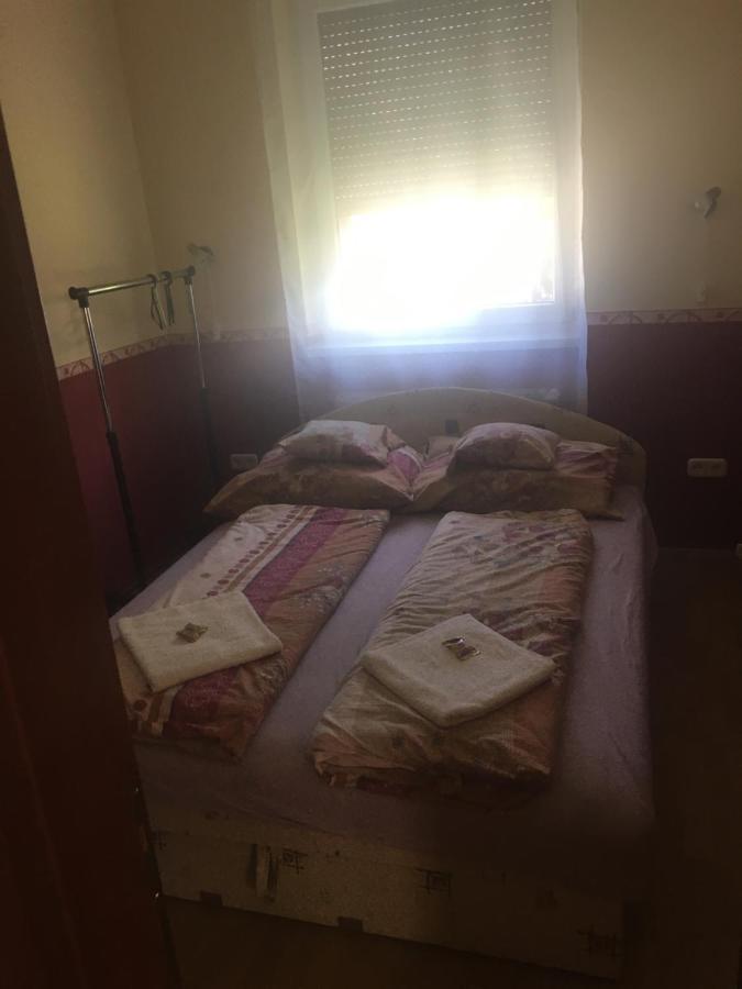 4 Lurko Apartman Uj Lejlighed Hajdúszoboszló Eksteriør billede